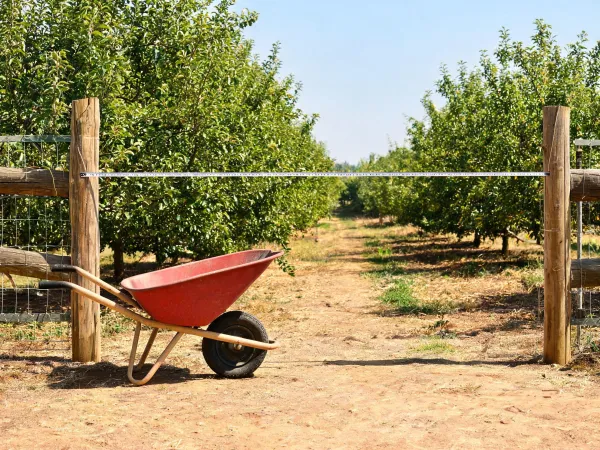 Farm access width