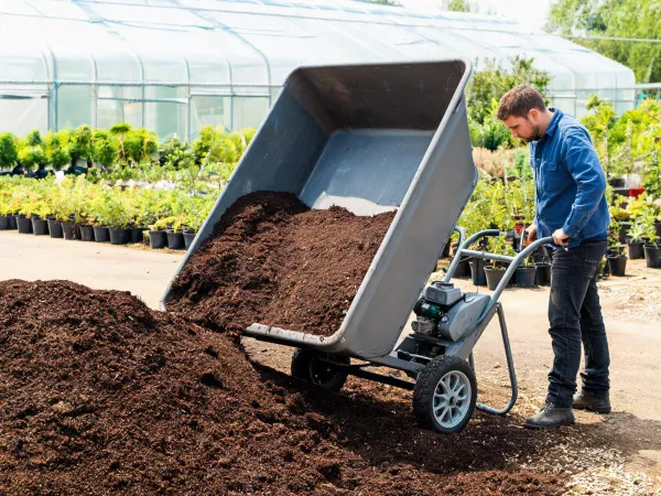 Wheelbarrow unloading location